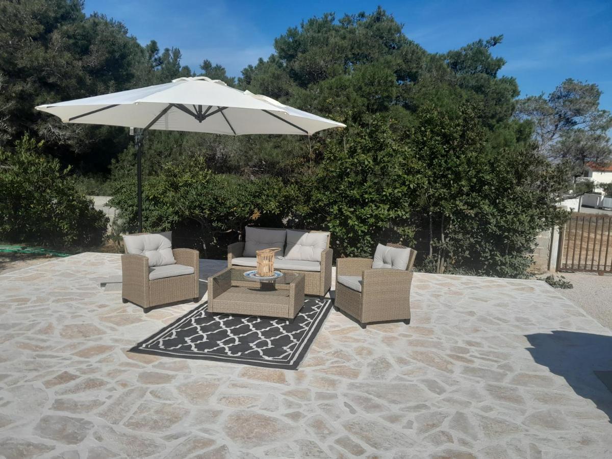 Caliente Apartments Vir B Екстериор снимка