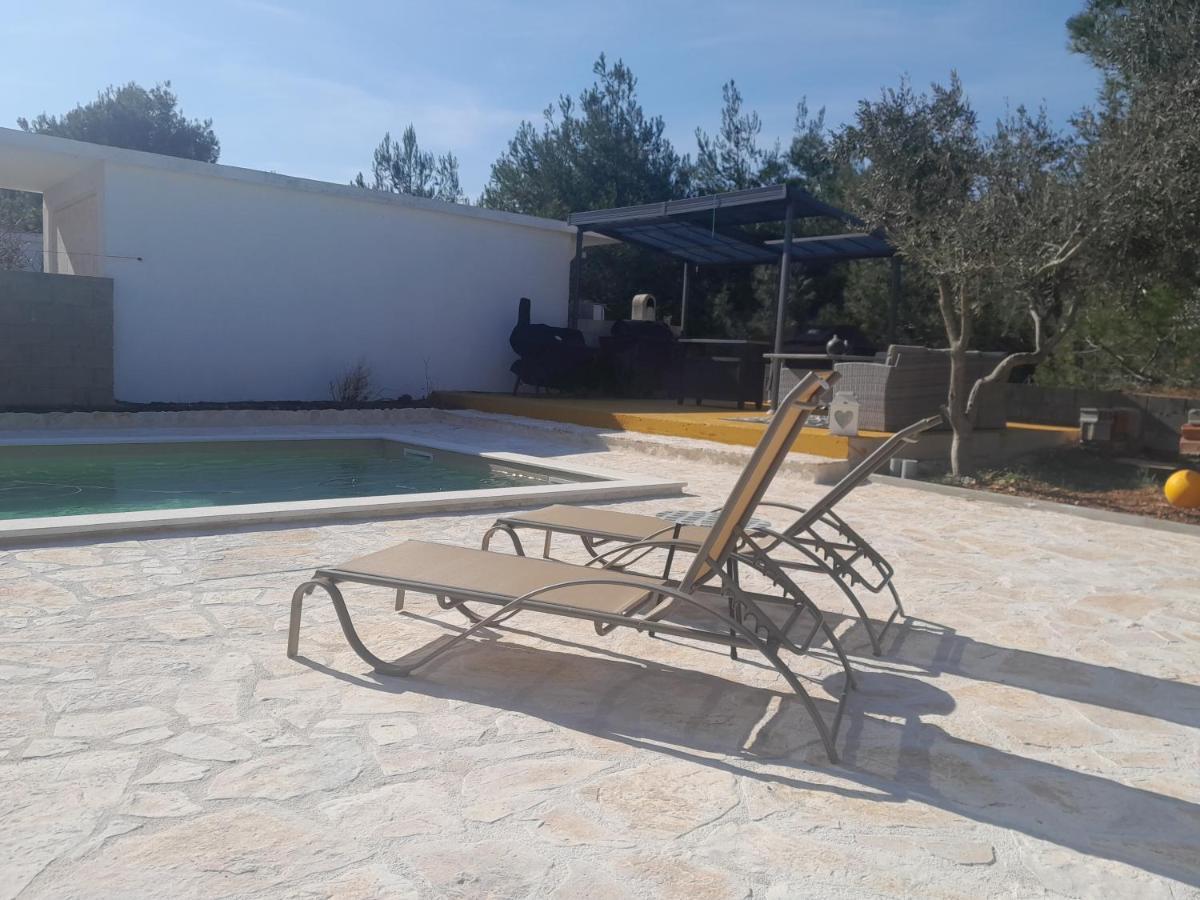Caliente Apartments Vir B Екстериор снимка
