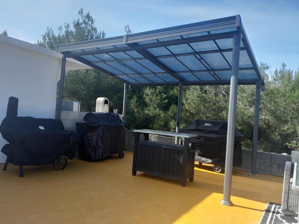 Caliente Apartments Vir B Екстериор снимка